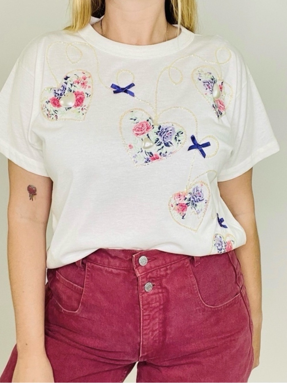 Vintage 80s USA Made Kawaii Puff Paint Heart White Short Sleeve T-Shirt Small